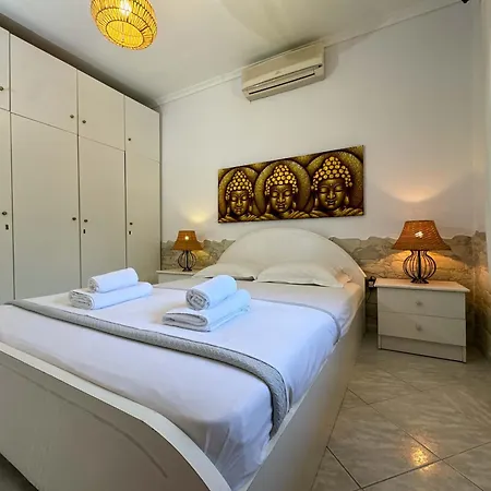 Palm Luxury In Kallithea Hébergement de vacances *