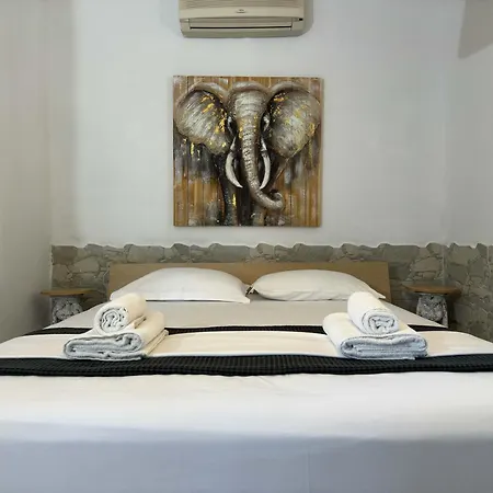 Palm Luxury In Kallithea *
