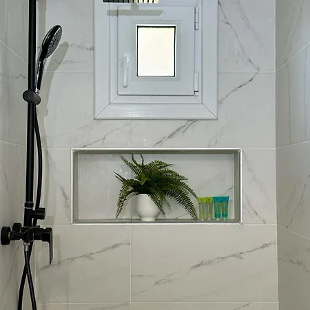 Palm Luxury In Kallithea